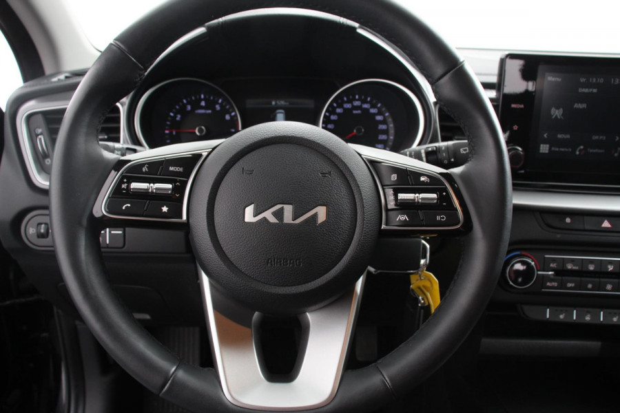 Kia Ceed Sportswagon 1.0 T-GDi Ceed SW Prestige | Navigatie | Apple Carplay/Android Auto | Climate control | Camera | Lichtmetalen Velgen | Stoelverwarming | Extra Getint Glas