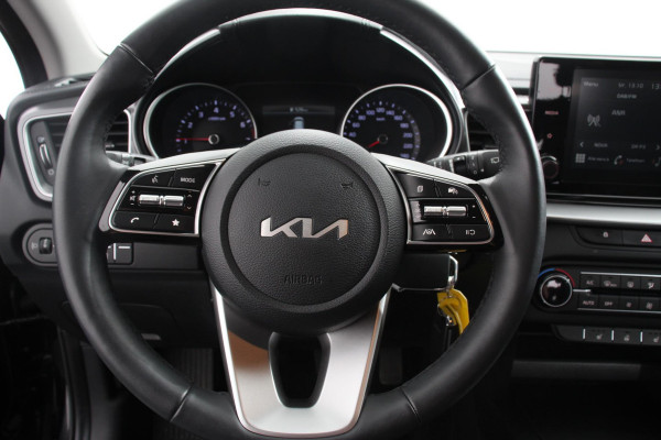 Kia Ceed Sportswagon 1.0 T-GDi Ceed SW Prestige | Navigatie | Apple Carplay/Android Auto | Climate control | Camera | Lichtmetalen Velgen | Stoelverwarming | Extra Getint Glas