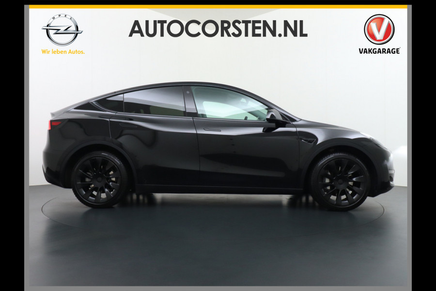 Tesla Model Y Long Range AWD 75kWh Warmtepomp Lmv 20" Autopilot FSD-Computer 3 Leder Panoramadak Elektr.Stuur+Stoel+Verwarmd Navi Ecc Premium  Camera's Elektr.AchterKlep Parkeer Assistent Sentry-Mode Privacyglas Bluetooth Dodehoek detector Connected services AMD-Ryzen Processor™ 1.600kg Trekvermogen Origineel Nederlandse Auto Garantie op Accu en Motor tot 24-03-2030 max. 192.000km