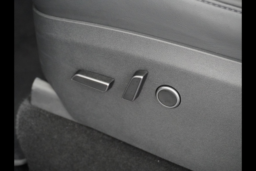 Tesla Model Y Long Range AWD 75kWh Warmtepomp Lmv 20" Autopilot FSD-Computer 3 Leder Panoramadak Elektr.Stuur+Stoel+Verwarmd Navi Ecc Premium  Camera's Elektr.AchterKlep Parkeer Assistent Sentry-Mode Privacyglas Bluetooth Dodehoek detector Connected services AMD-Ryzen Processor™ 1.600kg Trekvermogen Origineel Nederlandse Auto Garantie op Accu en Motor tot 24-03-2030 max. 192.000km