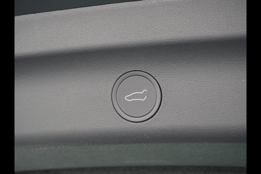 Tesla Model Y Long Range AWD 75kWh Warmtepomp Lmv 20" Autopilot FSD-Computer 3 Leder Panoramadak Elektr.Stuur+Stoel+Verwarmd Navi Ecc Premium  Camera's Elektr.AchterKlep Parkeer Assistent Sentry-Mode Privacyglas Bluetooth Dodehoek detector Connected services AMD-Ryzen Processor™ 1.600kg Trekvermogen Origineel Nederlandse Auto Garantie op Accu en Motor tot 24-03-2030 max. 192.000km