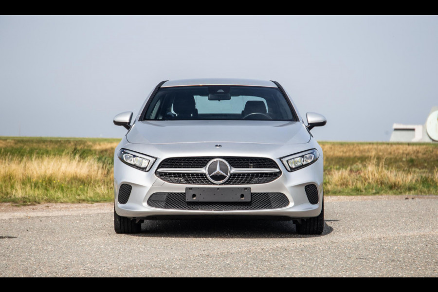 Mercedes-Benz A-Klasse A-Klasse Limousine A-Klasse Limousine A 250 e ( AUTOMAAT / LEDER / CRUISE CONTROLE / CAMERA / CARPLAY