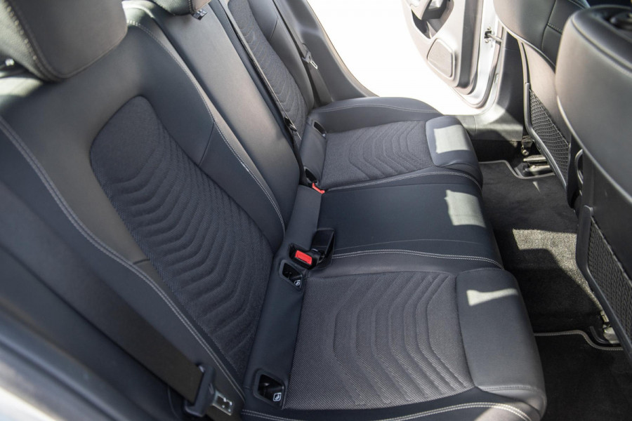 Mercedes-Benz A-Klasse A-Klasse Limousine A-Klasse Limousine A 250 e ( AUTOMAAT / LEDER / CRUISE CONTROLE / CAMERA / CARPLAY