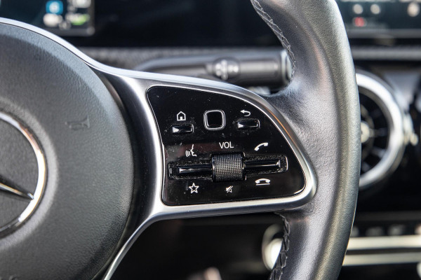 Mercedes-Benz A-Klasse A-Klasse Limousine A-Klasse Limousine A 250 e ( AUTOMAAT / LEDER / CRUISE CONTROLE / CAMERA / CARPLAY