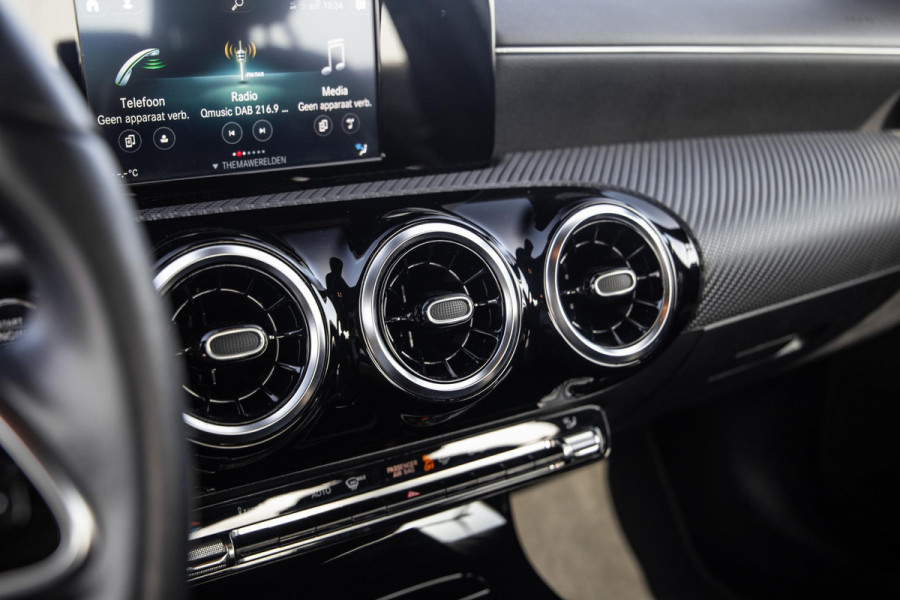 Mercedes-Benz A-Klasse A-Klasse Limousine A-Klasse Limousine A 250 e ( AUTOMAAT / LEDER / CRUISE CONTROLE / CAMERA / CARPLAY