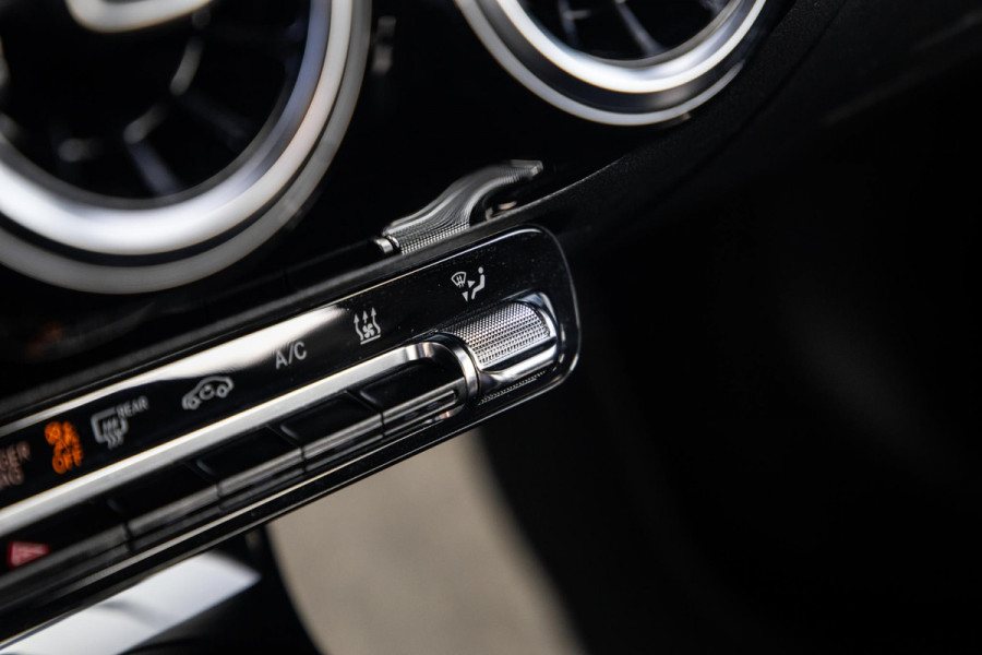 Mercedes-Benz A-Klasse A-Klasse Limousine A-Klasse Limousine A 250 e ( AUTOMAAT / LEDER / CRUISE CONTROLE / CAMERA / CARPLAY
