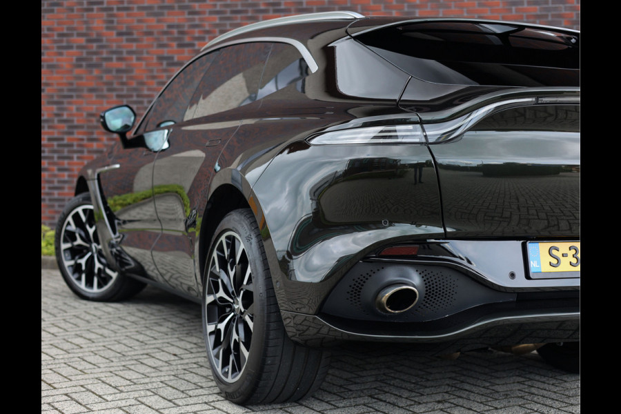Aston Martin Dbx 4.0 V8 | Minotaur Green - Pano - Historie
