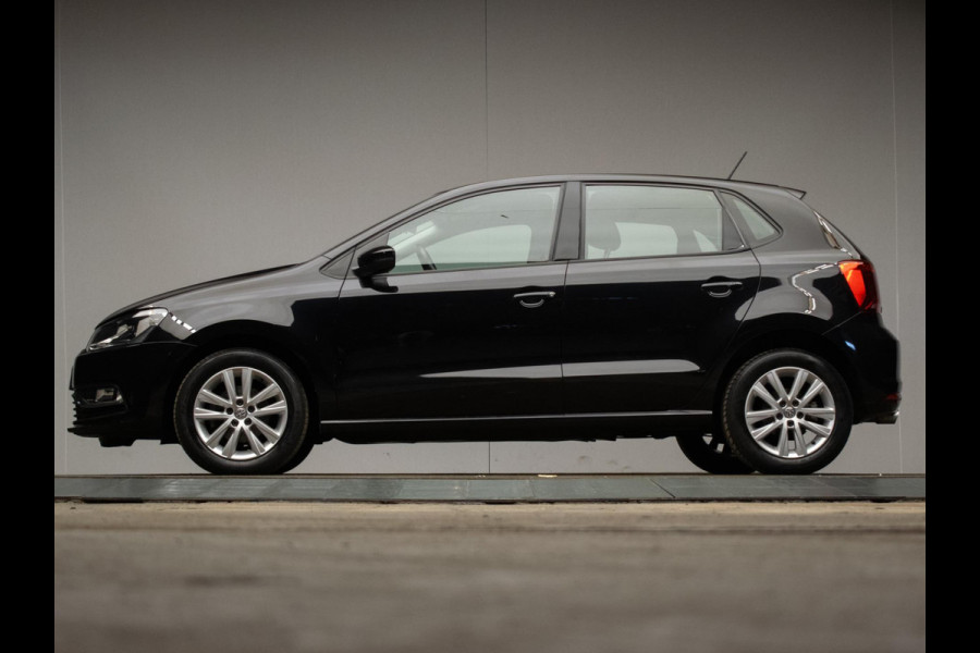 Volkswagen Polo 1.2 TSI Comfortline Business R (NAVI,LED,CRUISE,AIRCO,LM VELGEN,SPORTSTOELEN,PDC,ELECTRISCH PAKKET,NETTESTAAT)