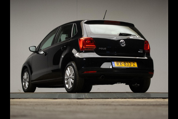 Volkswagen Polo 1.2 TSI Comfortline Business R (NAVI,LED,CRUISE,AIRCO,LM VELGEN,SPORTSTOELEN,PDC,ELECTRISCH PAKKET,NETTESTAAT)