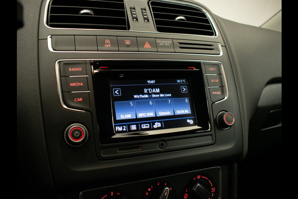Volkswagen Polo 1.2 TSI Comfortline Business R (NAVI,LED,CRUISE,AIRCO,LM VELGEN,SPORTSTOELEN,PDC,ELECTRISCH PAKKET,NETTESTAAT)