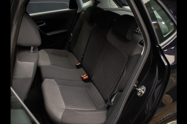 Volkswagen Polo 1.2 TSI Comfortline Business R (NAVI,LED,CRUISE,AIRCO,LM VELGEN,SPORTSTOELEN,PDC,ELECTRISCH PAKKET,NETTESTAAT)