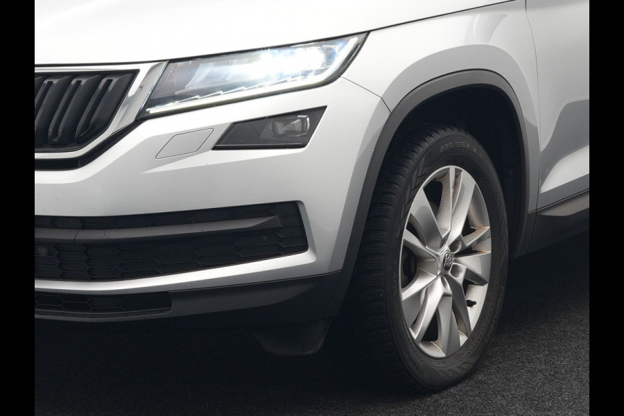 Škoda Kodiaq TSI ACT Style 7persoons Automaat 150pk Dealer O.H Adaptive Cruise | Sportstoelen Memory & Verwarmd | Navigatie | Apple Carplay | DAB | Front Assist | Draadloos Laden |