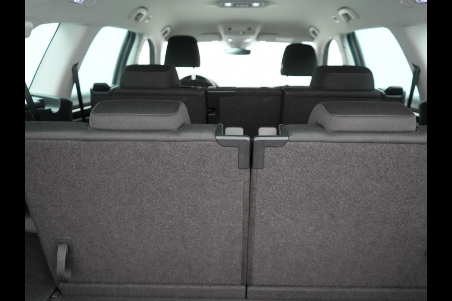 Škoda Kodiaq TSI ACT Style 7persoons Automaat 150pk Dealer O.H Adaptive Cruise | Sportstoelen Memory & Verwarmd | Navigatie | Apple Carplay | DAB | Front Assist | Draadloos Laden |