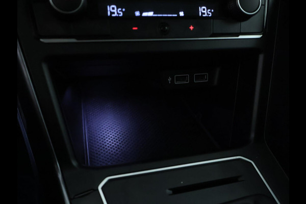 Volkswagen Polo 1.0 TSI Highline NAVI | CarPlay | Clima