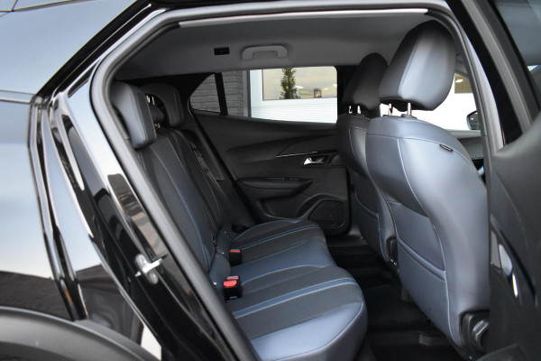 Peugeot 2008 1.2 PureTech 130PK Allure Pack | Trekhaak | Carplay | PDC | Incl. garantie