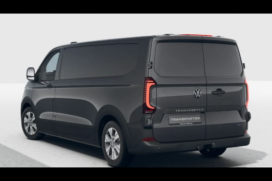 Volkswagen Transporter 2.0 TDI 125kW 170PK L2H1 4MOTION PanAmericana AUT Intro BPM vrij met accessoirepakket à € 6.490,-
