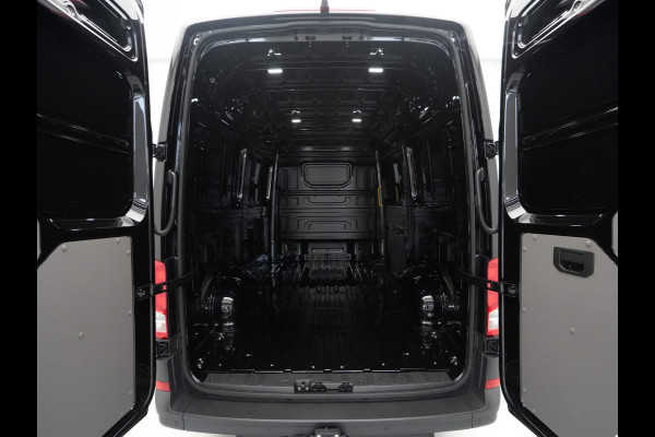 Volkswagen Crafter 2.0 TDI 103kW 140PK GVW 3.5T L3H3 Trendline BPM vrij! Operational Lease vanaf € 990,-