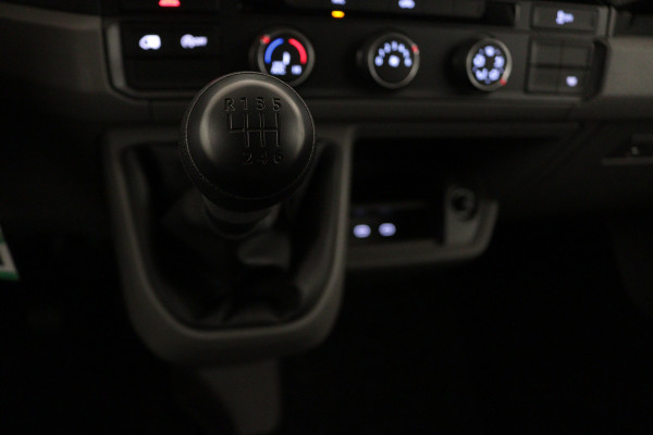 Volkswagen Crafter 2.0 TDI 103kW 140PK GVW 3.0T L3H2 WB 3640mm Trendline BPM vrij! Operational Lease vanaf € 990,-