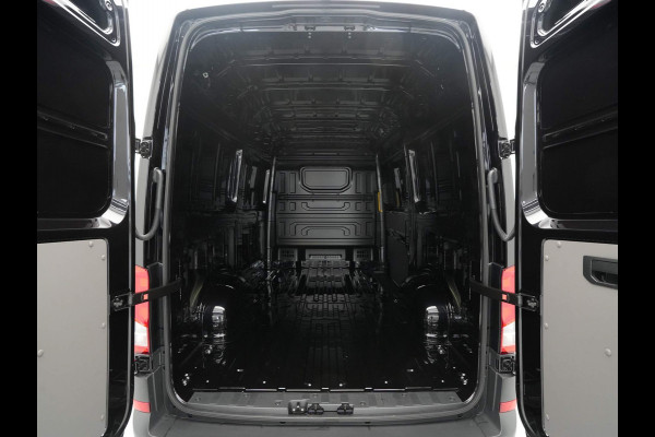 Volkswagen Crafter 2.0 TDI 103kW 140PK GVW 3.5T L3H3 WB 3640mm Trendline BPM vrij! Operational Lease vanaf € 990,-