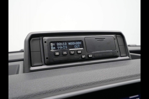 Volkswagen Crafter 2.0 TDI 120kW 164PK GVW 5.0T L4 DL Highline EURO VI RWD teruggekeurd naar 3.5T BPM vrij! Operational Lease vanaf € 990,-