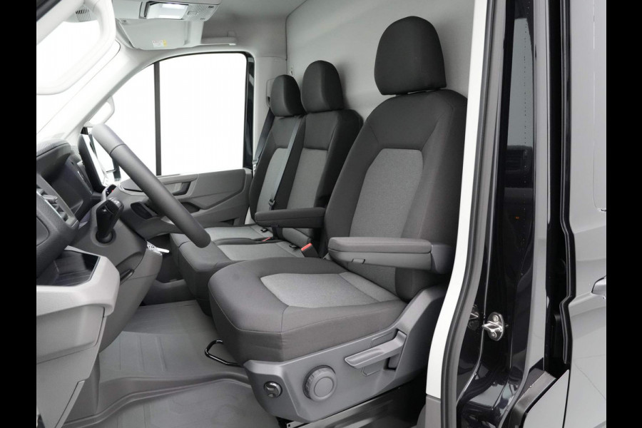 Volkswagen Crafter 2.0 TDI 103kW 140PK GVW 3.5T L3H3 Exclusive AUT BPM vrij! Operational Lease vanaf € 990,-