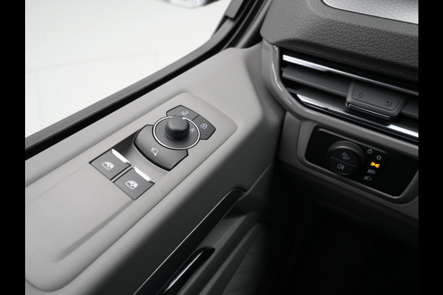 Volkswagen Transporter 2.0 TDI 110kW 150PK L2H1 Bulli AUT Intro BPM vrij! Operational Lease vanaf € 939,-