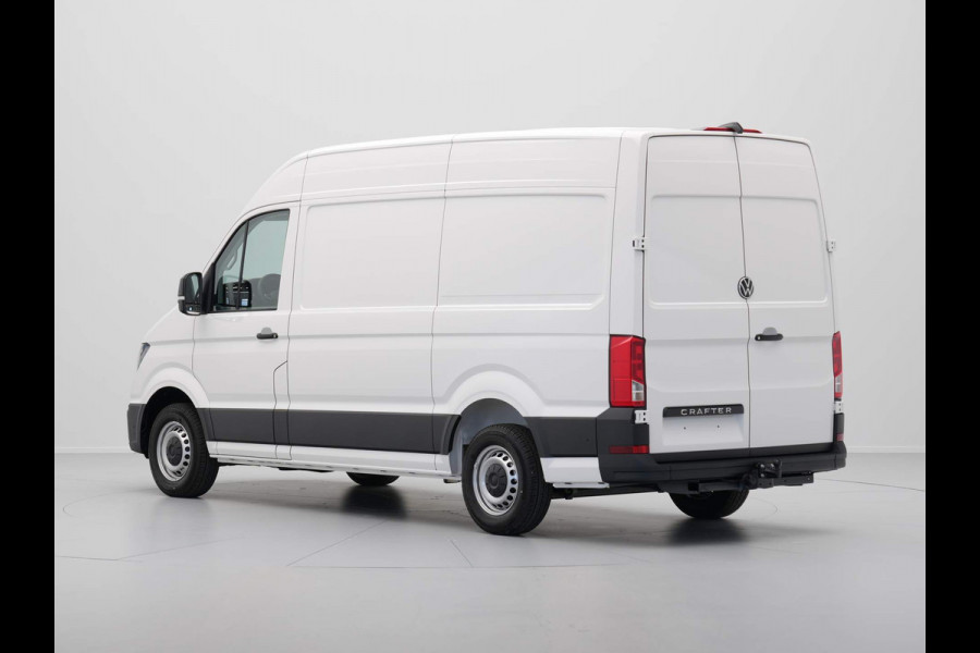 Volkswagen Crafter 2.0 TDI 103kW 140PK GVW 3.5T WB 3640mm L3H3 Highline AUT BPM vrij! Operational Lease vanaf € 990,-