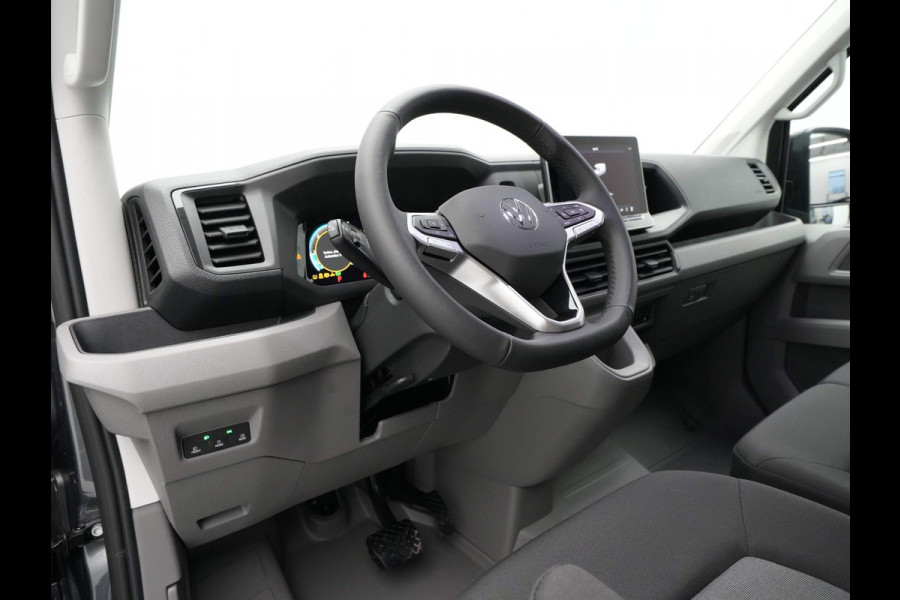 Volkswagen Crafter 2.0 TDI 103kW 140PK GVW 3.5T L3H3 Exclusive AUT BPM vrij! Operational Lease vanaf € 990,-