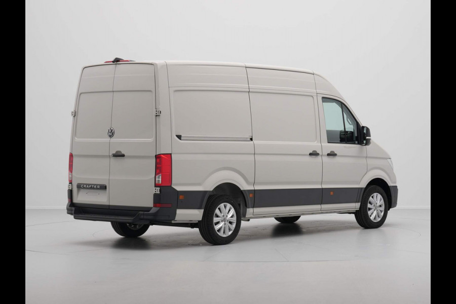 Volkswagen Crafter 2.0 TDI 103kW 140PK GVW 3.5T L3H3 Exclusive AUT BPM vrij! Operational Lease vanaf € 990,-