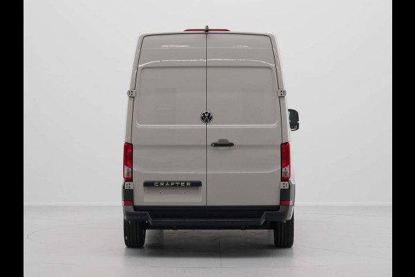 Volkswagen Crafter 2.0 TDI 103kW 140PK GVW 3.5T L3H3 Exclusive AUT BPM vrij! Operational Lease vanaf € 990,-