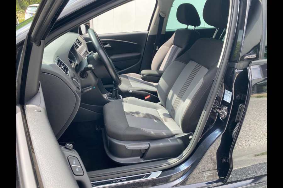 Volkswagen Polo 1.2 TSI Comfortline Business R | Navigatie | Clima | Stoelverw |Cruisecontr | Parkpilot | Blueth