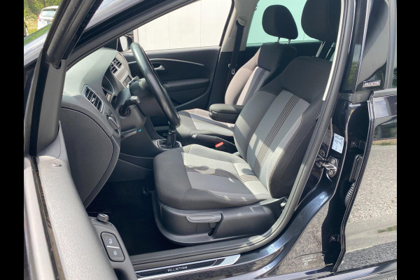 Volkswagen Polo 1.2 TSI Comfortline Business R | Navigatie | Clima | Stoelverw |Cruisecontr | Parkpilot | Blueth