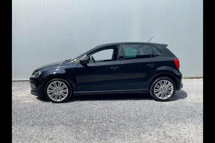 Volkswagen Polo 1.2 TSI Comfortline Business R | Navigatie | Clima | Stoelverw |Cruisecontr | Parkpilot | Blueth