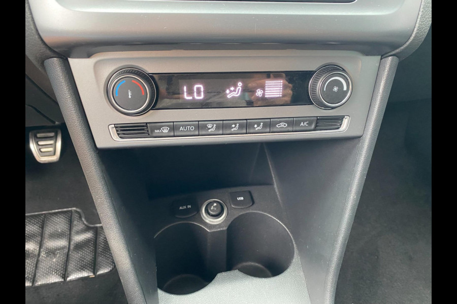 Volkswagen Polo 1.2 TSI Comfortline Business R | Navigatie | Clima | Stoelverw |Cruisecontr | Parkpilot | Blueth