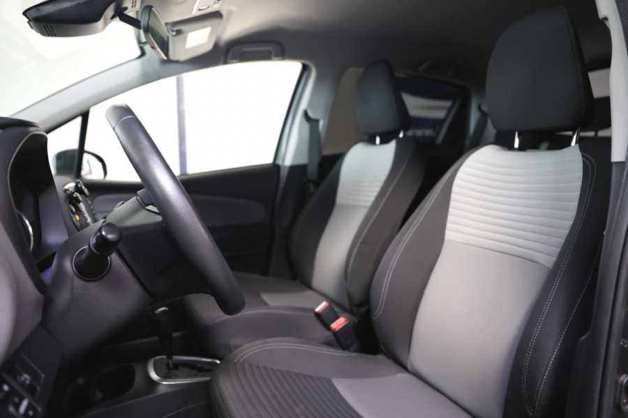 Toyota Yaris 1.5 Hybrid Design NAVI CAMERA CLIMA BT '17