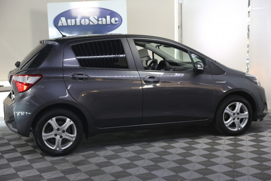 Toyota Yaris 1.5 Hybrid Design NAVI CAMERA CLIMA BT '17