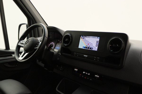 Mercedes-Benz Sprinter 317 CDI Automaat L2H1 Leer, 360° Camera, ACC, Apple Carplay, DAB, PDC, Trekhaak 3500KG, 18''