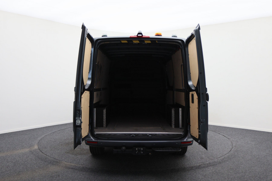 Mercedes-Benz Sprinter 317 CDI Automaat L2H1 Leer, 360° Camera, ACC, Apple Carplay, DAB, PDC, Trekhaak 3500KG, 18''