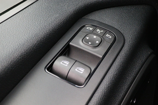 Mercedes-Benz Sprinter 317 CDI Automaat L2H1 Leer, 360° Camera, ACC, Apple Carplay, DAB, PDC, Trekhaak 3500KG, 18''