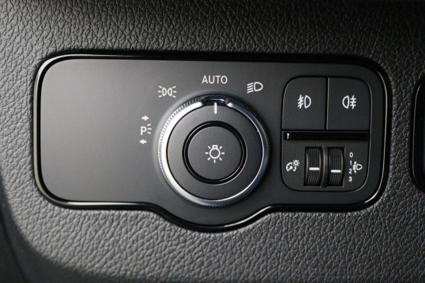Mercedes-Benz Sprinter 317 CDI Automaat L2H1 Leer, 360° Camera, ACC, Apple Carplay, DAB, PDC, Trekhaak 3500KG, 18''