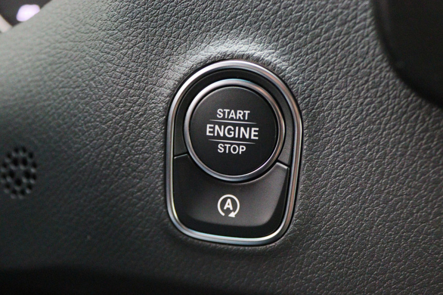 Mercedes-Benz Sprinter 317 CDI Automaat L2H1 Leer, 360° Camera, ACC, Apple Carplay, DAB, PDC, Trekhaak 3500KG, 18''