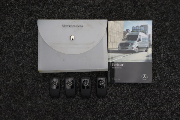 Mercedes-Benz Sprinter 317 CDI Automaat L2H1 Leer, 360° Camera, ACC, Apple Carplay, DAB, PDC, Trekhaak 3500KG, 18''
