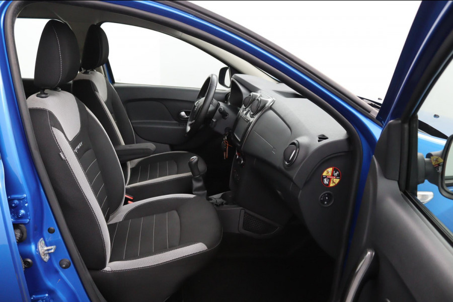 Dacia Logan MCV 0.9 TCe Stepway*NAVI*CRUISE*A/C*BLUETOOTH*LM*