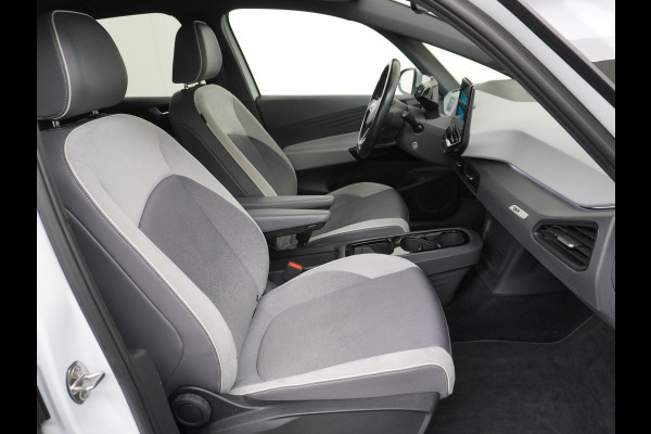 Volkswagen ID.3 58kWh 204PK First Navi Adapt.Cruise Control Pdc Apple Carplay Android Navi Ecc Led Stoel-Stuurverwarming DAB Keyless Advanced Lmv Bluetooth Regensensor Rijstrooksensor Verkeersbord detectie Mirrorlink Grootste accu Garantie op accu t/m 02-12-2028