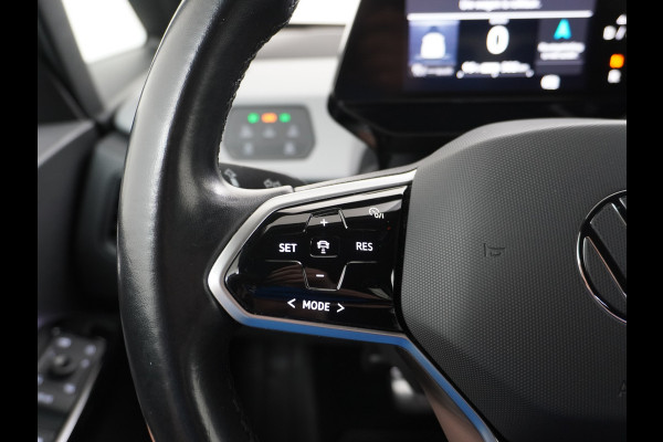Volkswagen ID.3 58kWh 204PK First Navi Adapt.Cruise Control Pdc Apple Carplay Android Navi Ecc Led Stoel-Stuurverwarming DAB Keyless Advanced Lmv Bluetooth Regensensor Rijstrooksensor Verkeersbord detectie Mirrorlink Grootste accu Garantie op accu t/m 02-12-2028