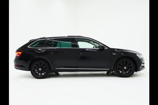 Škoda Superb Combi 1.4 TSI iV Laurin & Klement | Panoramadak | Trekhaak | Canton | 360 | Keyless | Adaptive Cruise