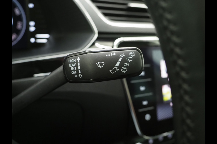 Škoda Superb Combi 1.4 TSI iV Laurin & Klement | Panoramadak | Trekhaak | Canton | 360 | Keyless | Adaptive Cruise