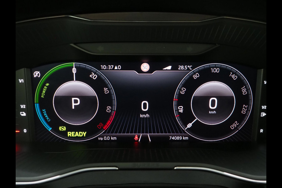 Škoda Superb Combi 1.4 TSI iV Laurin & Klement | Panoramadak | Trekhaak | Canton | 360 | Keyless | Adaptive Cruise