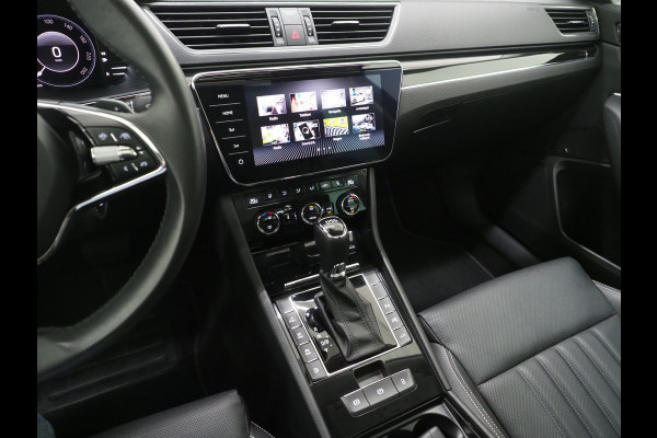 Škoda Superb Combi 1.4 TSI iV Laurin & Klement | Panoramadak | Trekhaak | Canton | 360 | Keyless | Adaptive Cruise