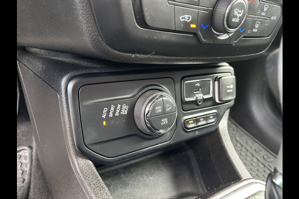 Jeep Renegade 4xe 240 Plug-in Hybrid Electric S │19'' velgen│Clima│Cruise│Camera│CarPlay